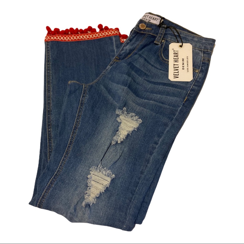 Velvet Heart mid-rise flare crop jeans size 25 distressed Pom Pom size 25 NWT